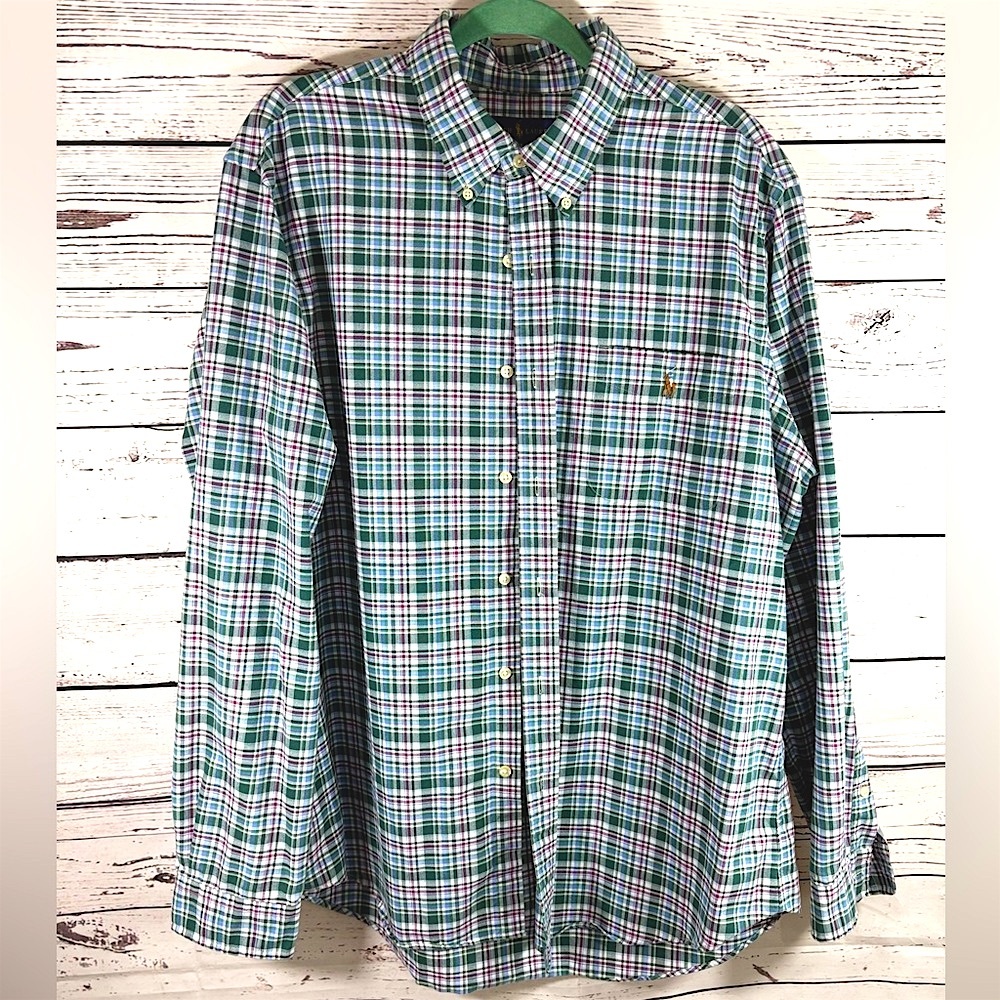 Ralph Lauren Men’s Soft Plaid Pinpoint Button Up in Size XL
